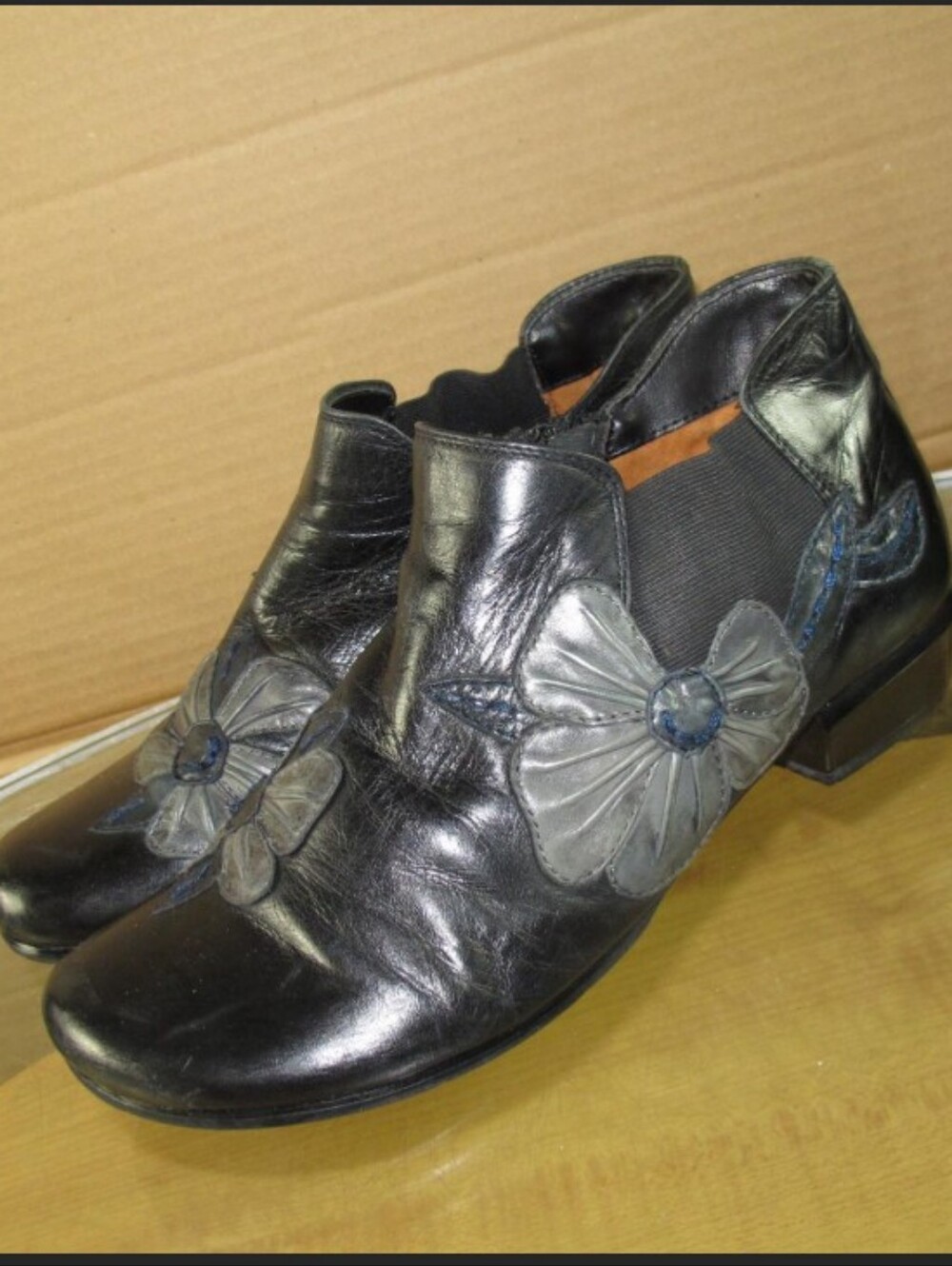 Regarde Le Ciel Ankle Boots Black Leather Made In Spain Women's 40 / US Size 9